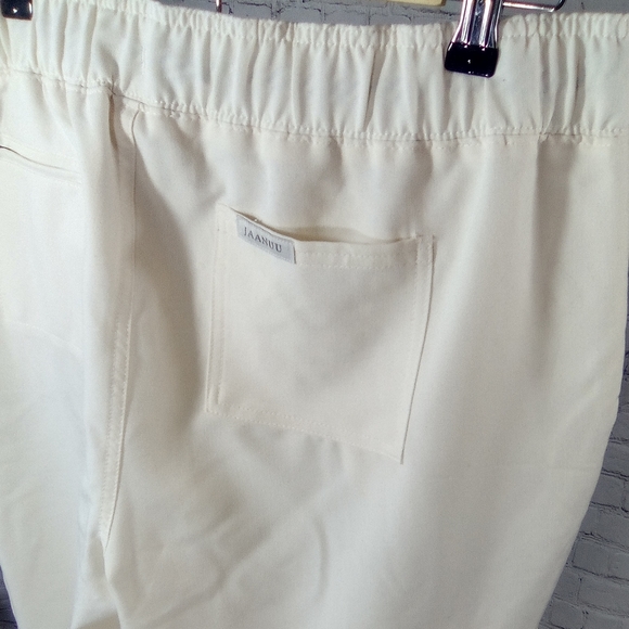 JAANUU Scrub Joggers Pant 🙎‍♀️🥰💚 - Picture 7 of 16